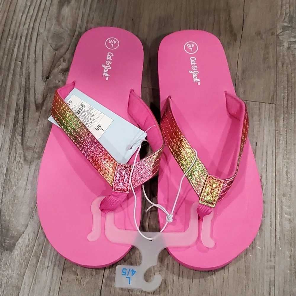 Cat & Jack Metallic Strap Aubrey Flip Flops Size 4/5 Large